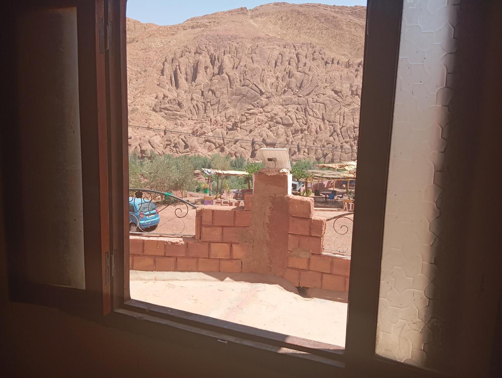ホテル Chez Aicha Boumalne エクステリア 写真
