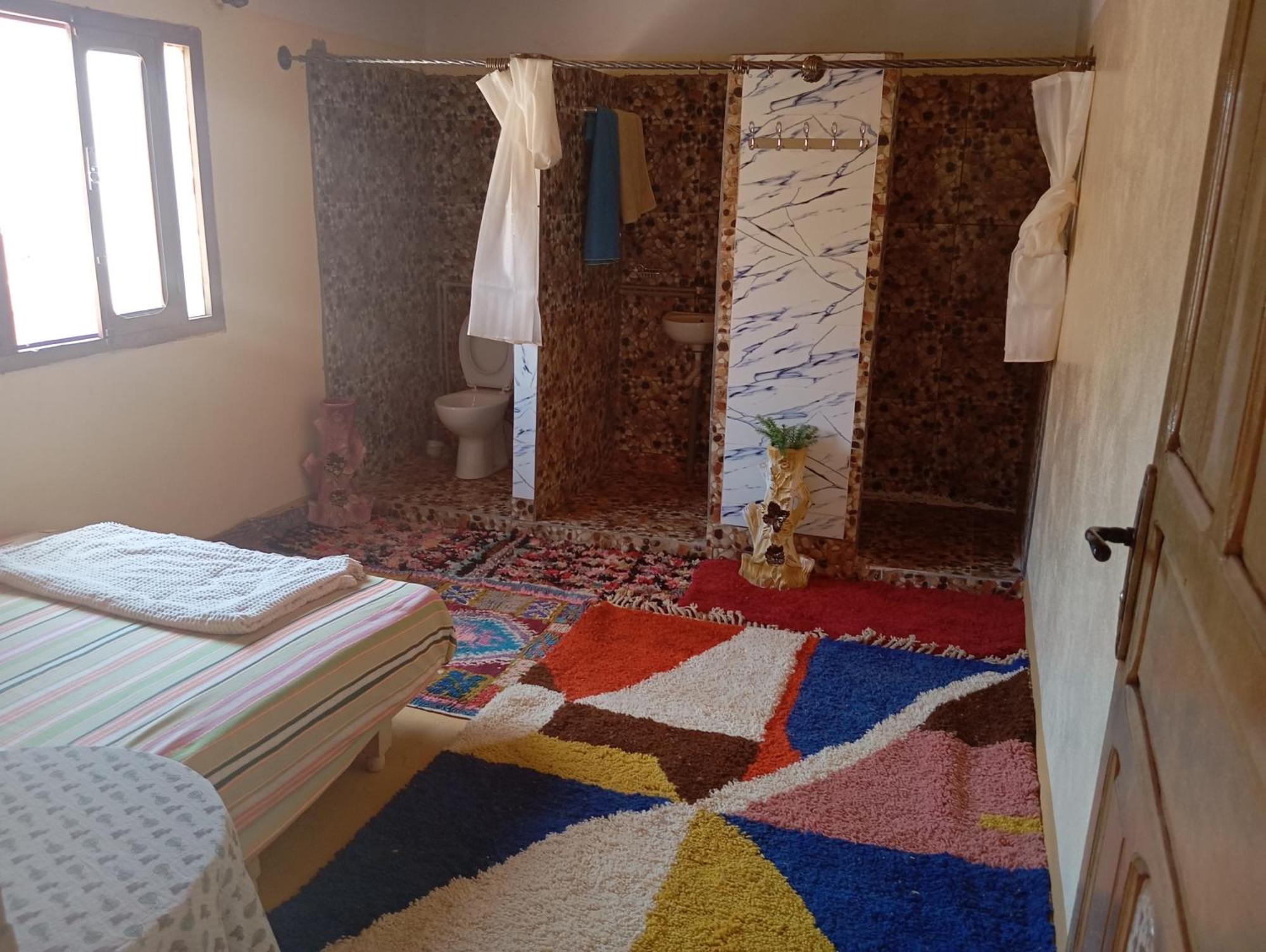 ホテル Chez Aicha Boumalne エクステリア 写真